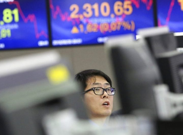 asian-stock-markets-today:-investors-cautious-ahead-of-us-earnings-season,-key-chinese-economic-data