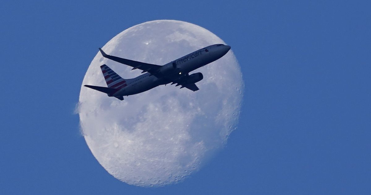 american-airlines-said-it-made-a-profit-in-march,-expects-to-end-covid-era-losses-in-second-quarter