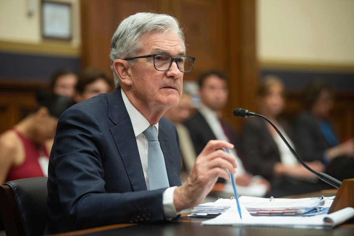 fed-ethics-inquiry-clears-powell-and-clarida-trades