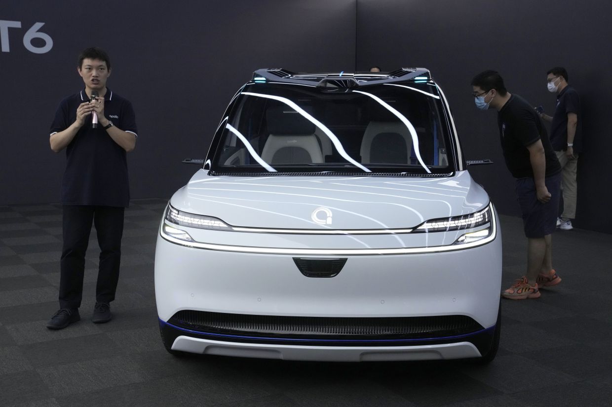 baidu-unveils-new-robotaxi-it-says-could-halve-commuting-costs