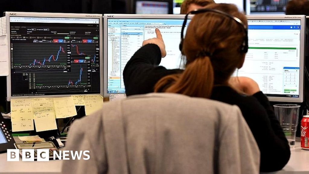 government-borrowing-costs-rise-after-pm’s-u-turn