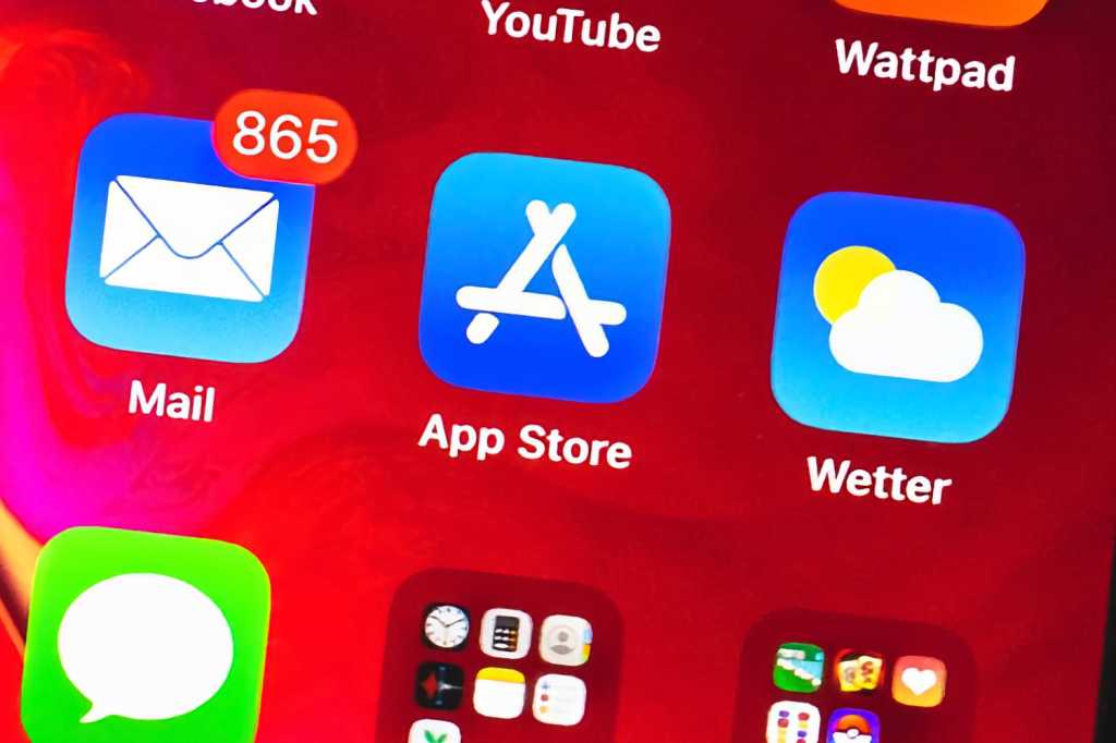 bombshell-report-claims-apple-will-allow-third-party-app-stores-in-ios-17