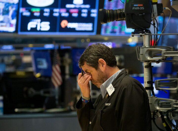 stock-market’s-brutal-year-leaves-wall-street-with-little-faith-in-a-rebound