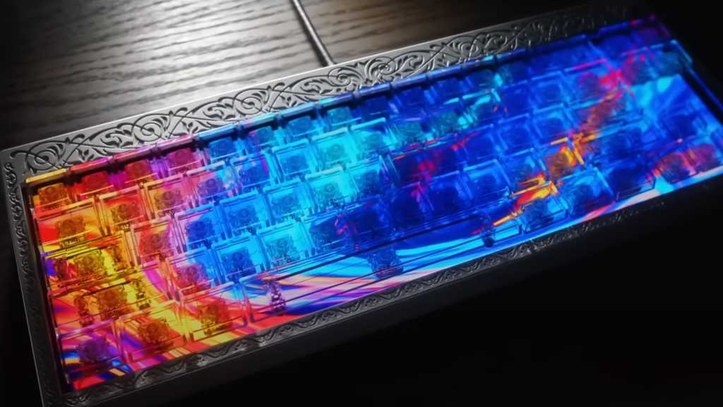 wild!-this-transparent-keyboard-has-a-working-display-under-its-keys