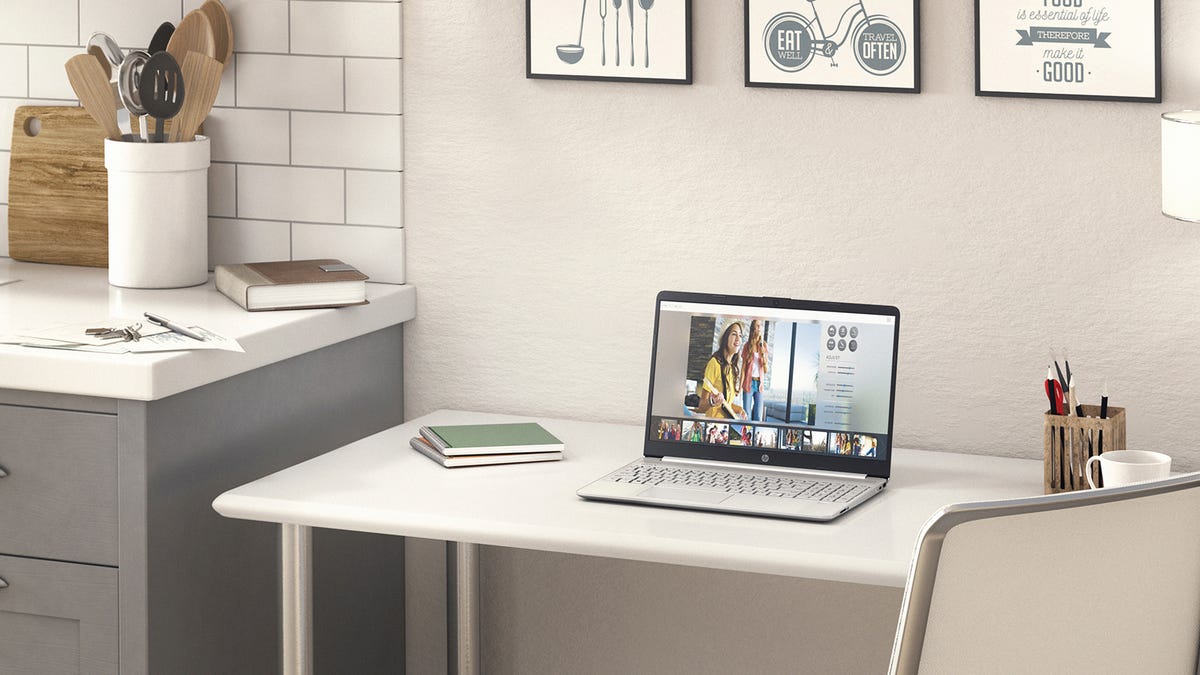 save-$230-on-an-hp-15.6-inch-touchscreen-laptop
