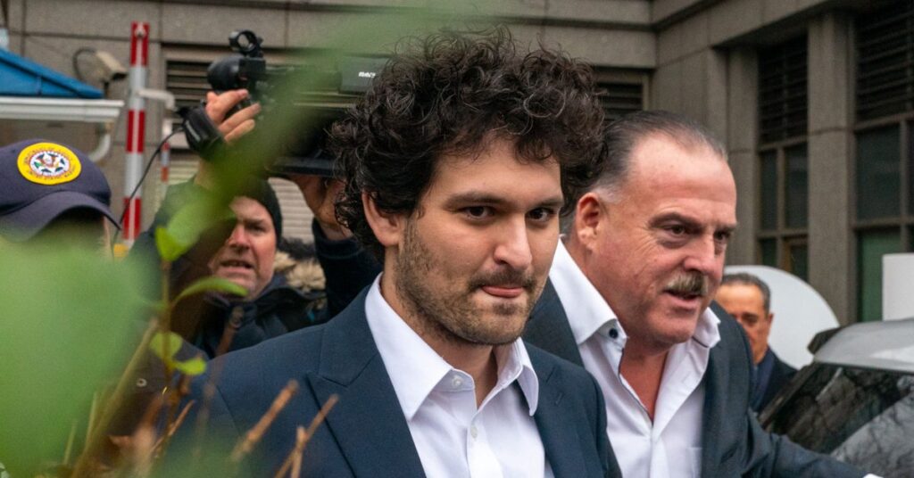 ftx-co-founder-sam-bankman-fried-is-back-in-the-us,-released-on-$250-million-bail