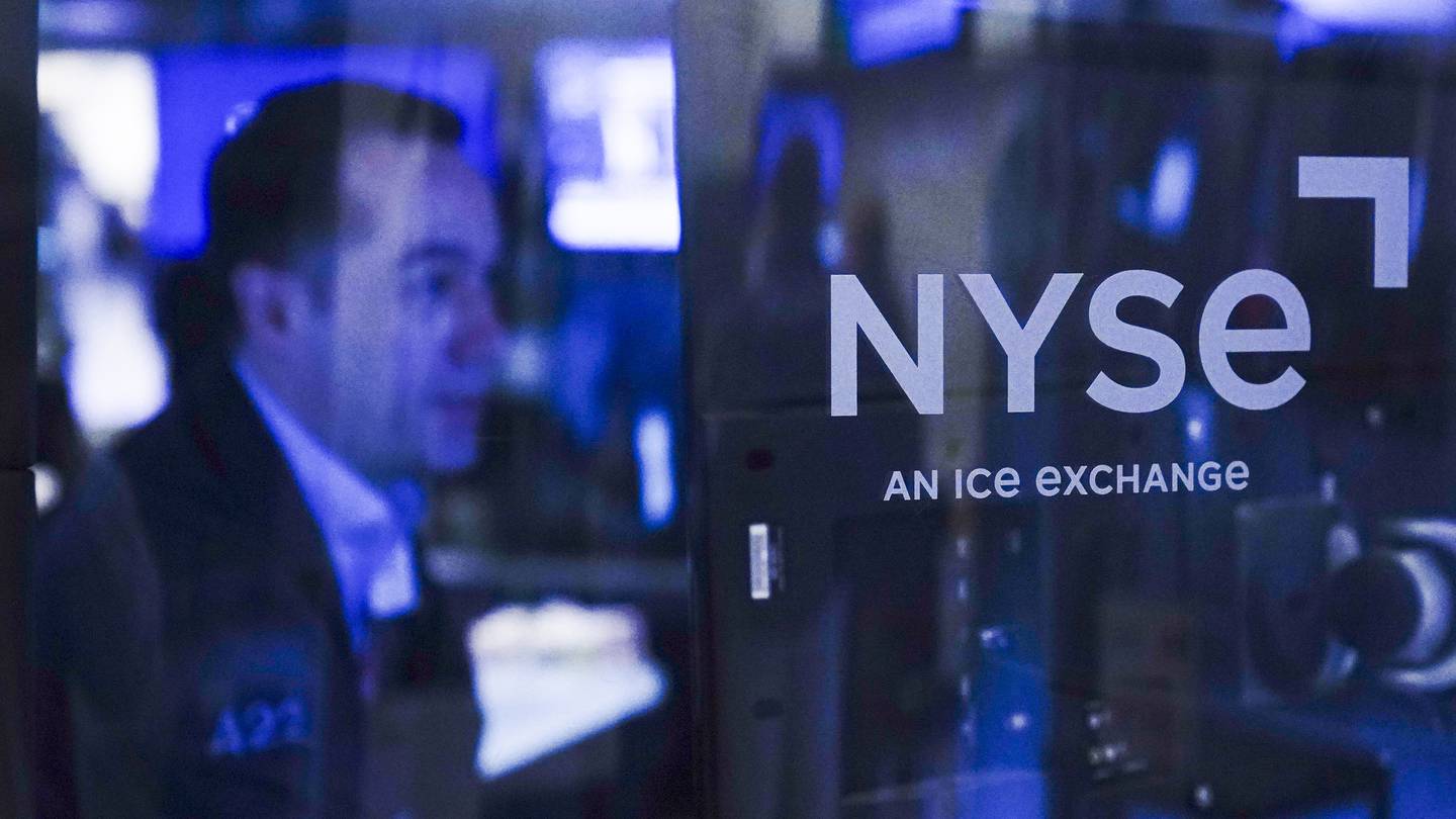 stocks-climb-on-wall-street,-adding-to-gains-made-last-week