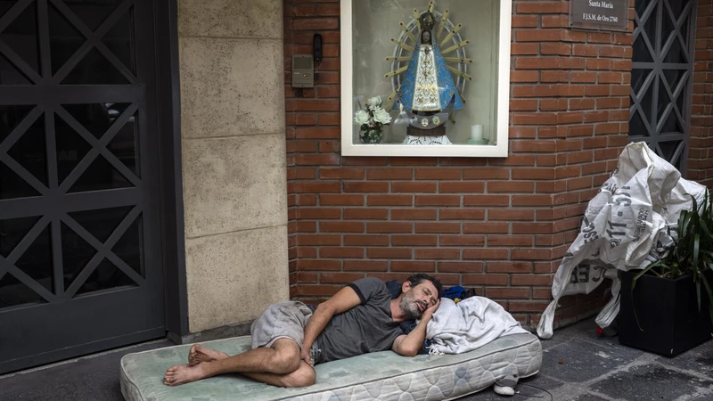 Argentina's Poverty Epidemic: Reaching a 20-Year Peak