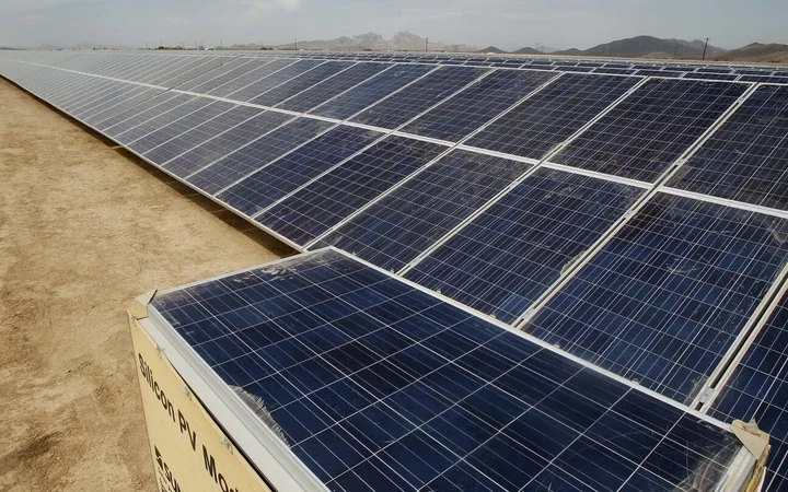 Arizona Rooftop Solar Customers Face Fee Hike: Advocates Slam Monthly Increase
