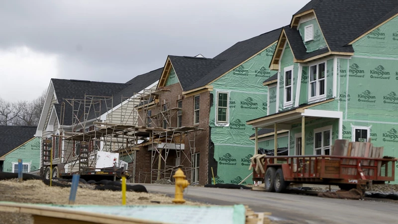Building Up: Wall Street Bullish on Homebuilders Despite Mortgage Rate Uncertainty