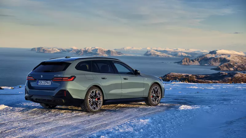 the bmw i5 touring unleashing 601hp of electric practicality