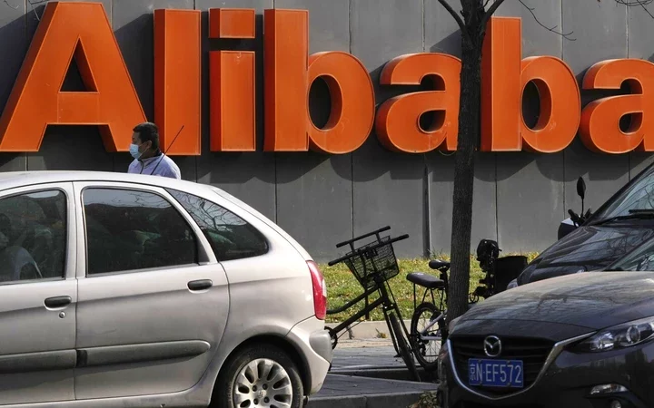 alibaba boosts buyback to 25 billion as revenue falls short