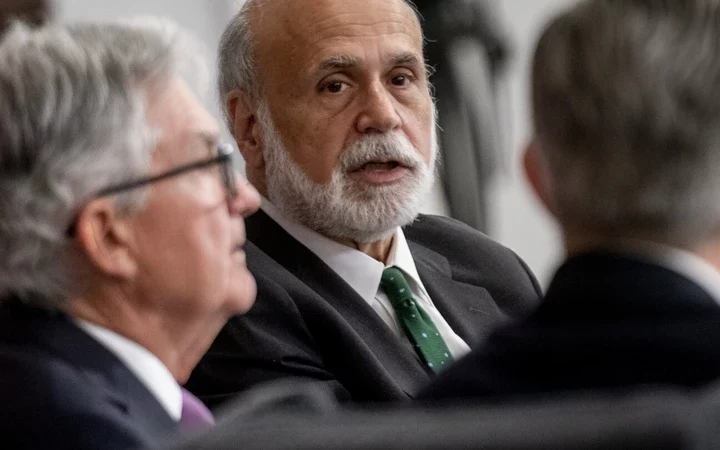 Ben Bernanke Roasts Bank of England's Economic Crystal Ball