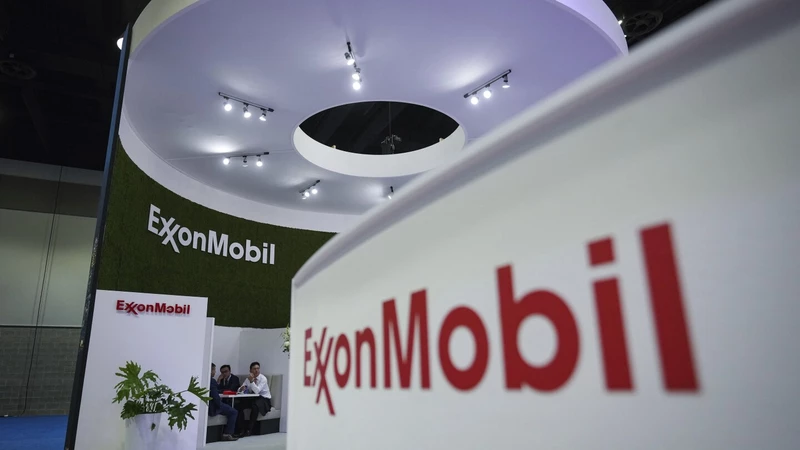 Exxon Mobil's Profit Dips with Dropping Natural Gas Prices