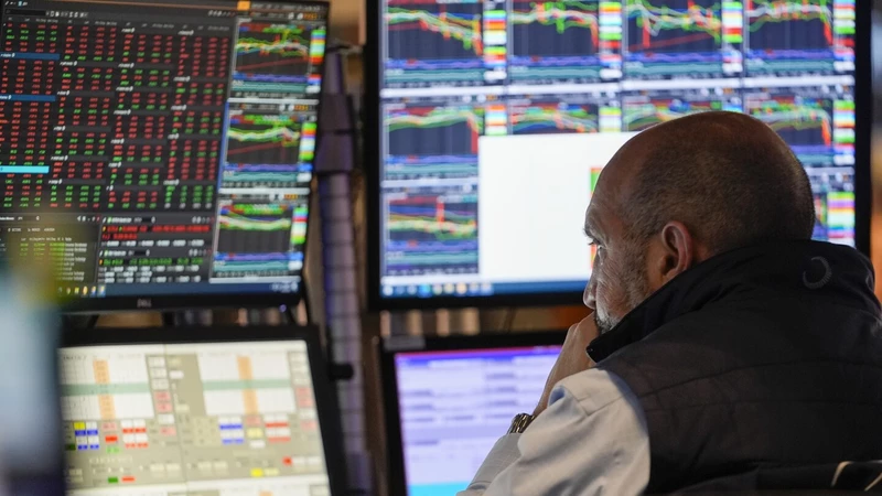Tech Titans Propel Wall Street to Best Week in Nearly 6 Months