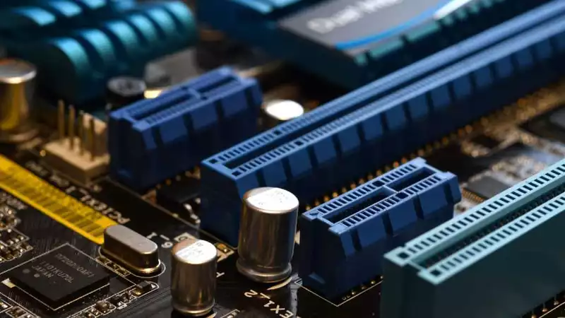 The Insanely Fast Future of SSDs: A Peek at Early PCIe 7.0 Specs